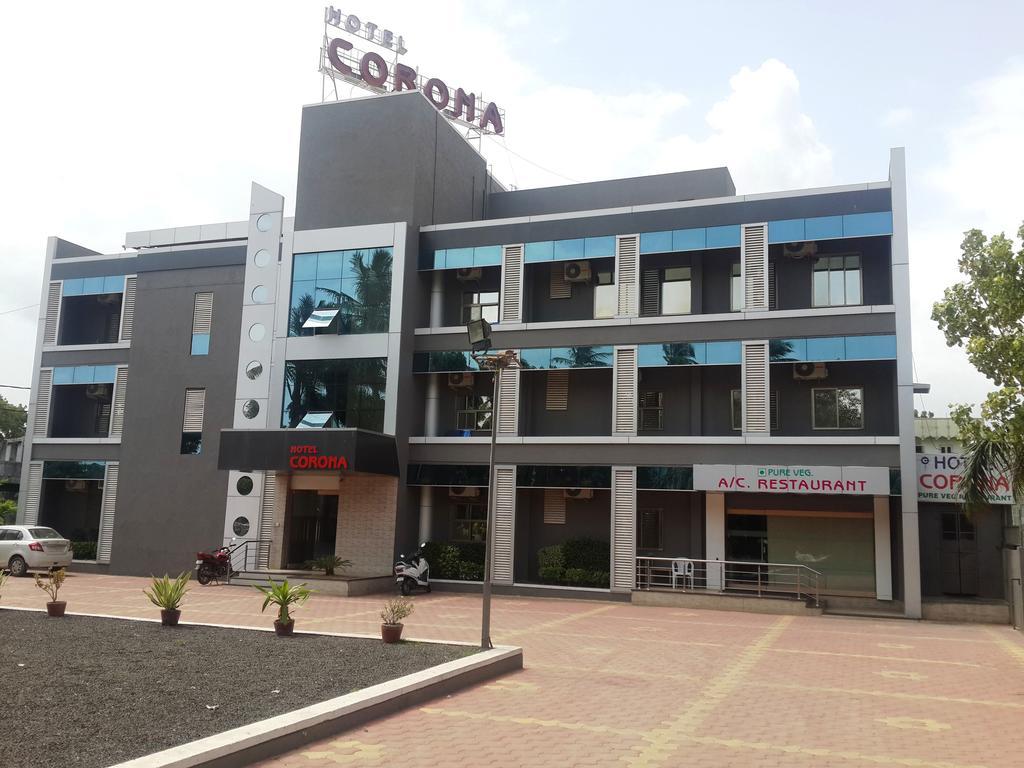Hotel Corona Bharuch Bagian luar foto